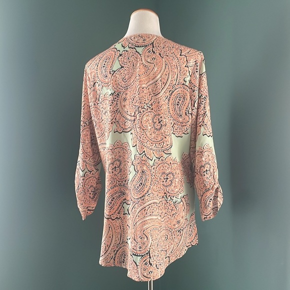 Colorful limited brand tunic size L, Paisley print, button back sleeves - Picture 2 of 6